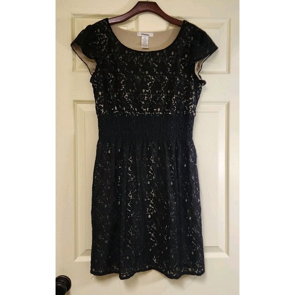 Pinky Dresses & Skirts - Womens Pinky Black Lace/ Gold Lined Smocked Waist Dress Size Large